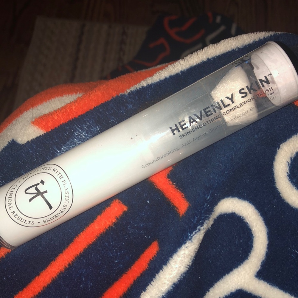 Heavenly Skin It Cosmetics brush